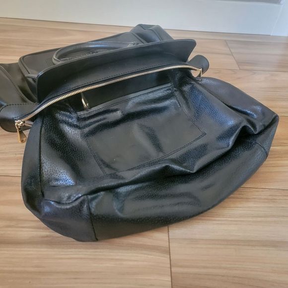 AEVHA London Hanbeau Embossed Structured Large Leather Doctor Satchel in Black - Picture 12 of 16